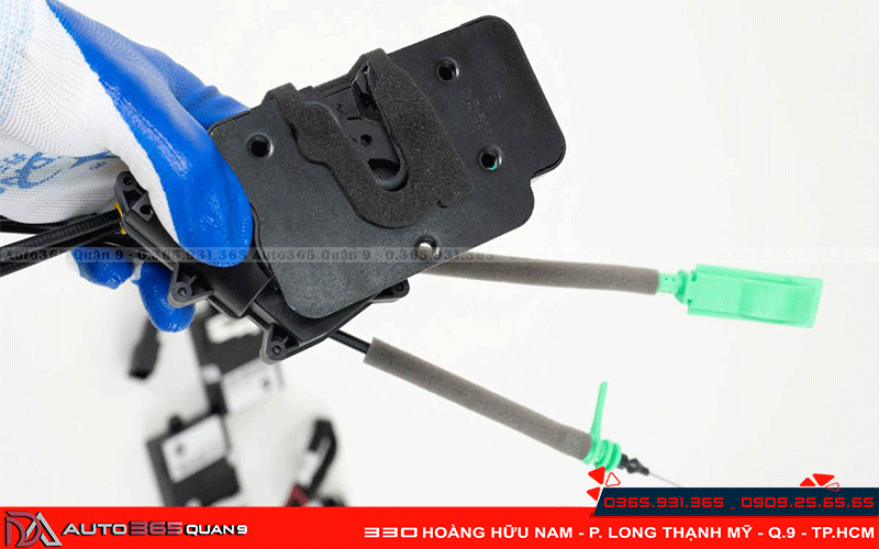 Cửa hít cho Mercedes thiết kế bắt vít hỗ trợ lắp đặt an toàn