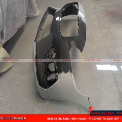Sơn lại mặt ca lăng xe Volvo