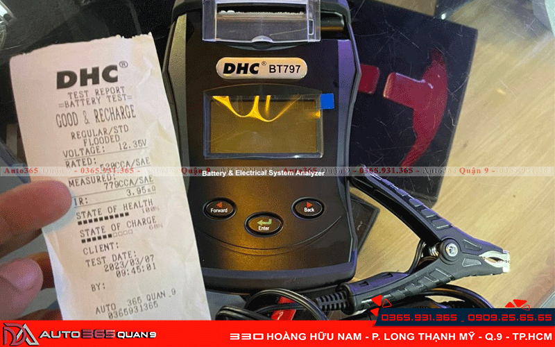 Kiểm tra ắc quy ô tô tại Auto365 Quận 9