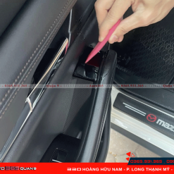 Dán PPF TPU cho Mazda 3 giúp bảo vệ các chi tiết bóng khỏi trầy xước
