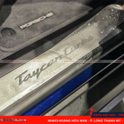 Dán PPF nội thất xe Porsche Taycan 10