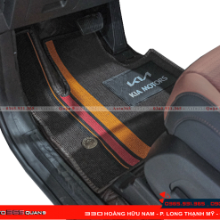 Lắp thảm lót sàn 360 độ cho Carnival tại Auto365 quận 9