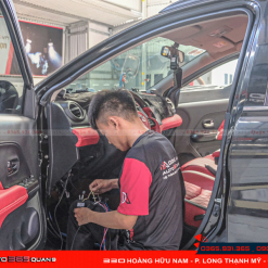 Lắp cảnh báo va chạm Mobileyes cho Toyota Rush