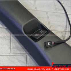 Lắp cổng USB ghế sau xe Toyota thiết kế zin theo xe