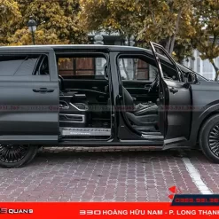 Độ ghế Limousine Kia Carnival Cast 0