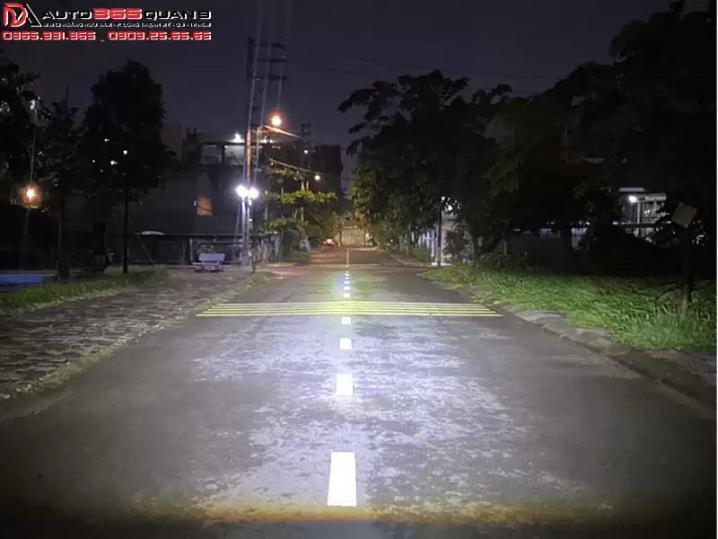 Ánh sáng Pha bi Laser X-Light V20L New 2024