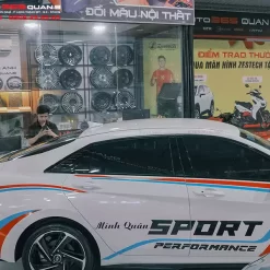 Dán tem xe Hyundai Elantra 4