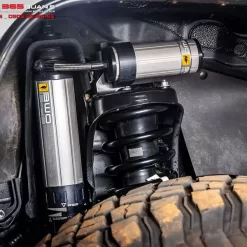 Độ phuộc Old Man Emu BP51 cho Ford Everest 5