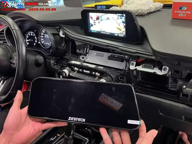 Lắp đặt màn hình Android Zestech cho Mazda 3 2023