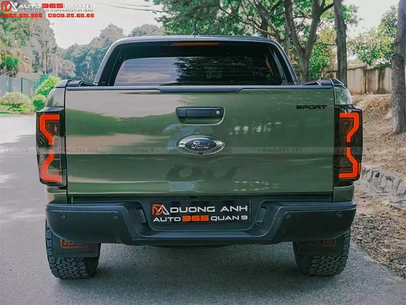 Dán đổi màu xe Ranger 2