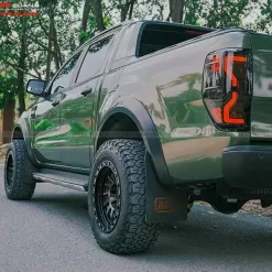 Dán đổi màu xe Ranger 4