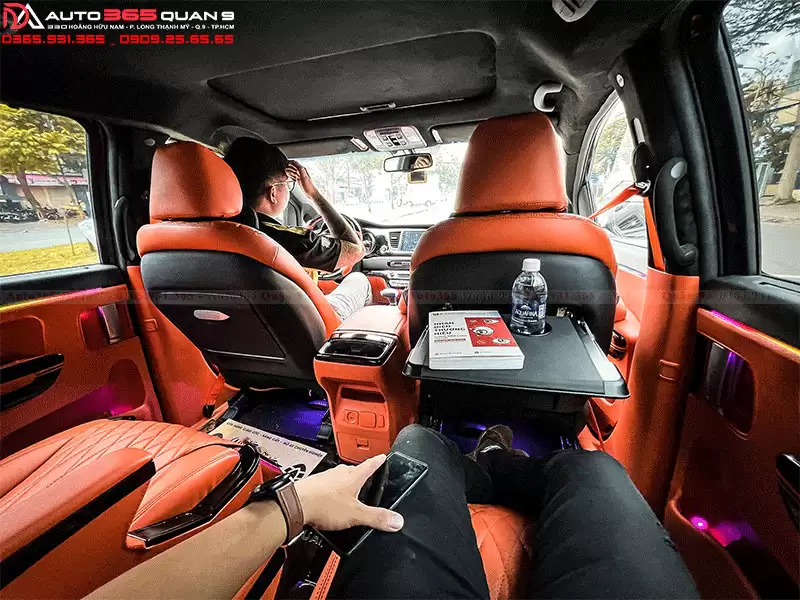 Độ Limousine cho Carnival 6
