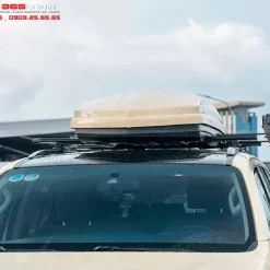Độ cốp nóc xe Toyota Fortuner 4