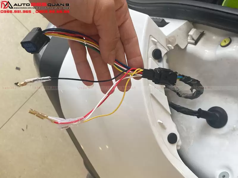 Led cốp Kia Sportage 10