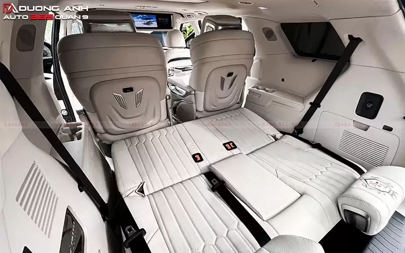 Màn hình trần xe Kia Carnival 12