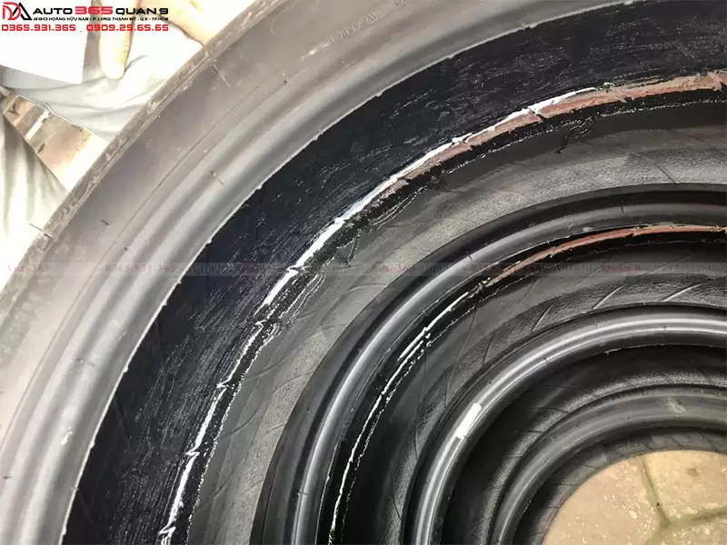 Tráng lốp chống đinh cho ô tô 3