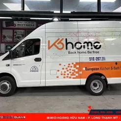 Dán tem quảng cáo cho xe ô tô theo nhu cầu của người dùng