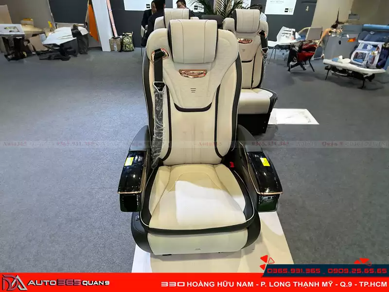 Mẫu ghế Limousine Cast 5 VIP 15
