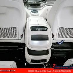 Con ngựa bệ tỳ tay cho Mercedes Benz V250 8