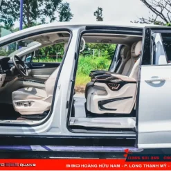 Độ ghế Limousine cho Volkswagen Viloran với ghế Cast 4 KES